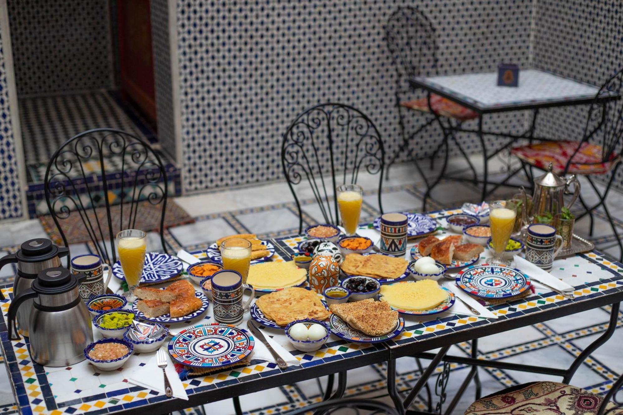 Riad Tafoukt Fez Exterior foto